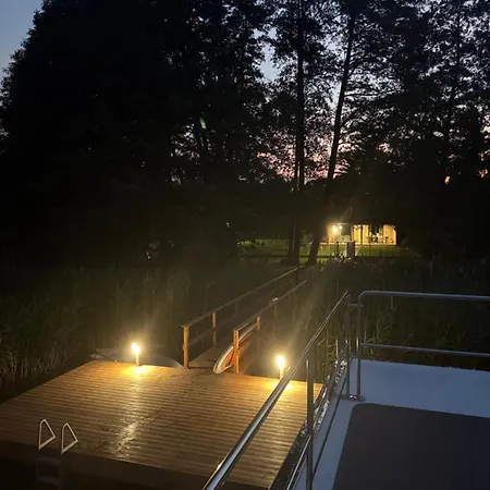 Βίλα Ht House Boat Mazury - Dom Na Wodzie